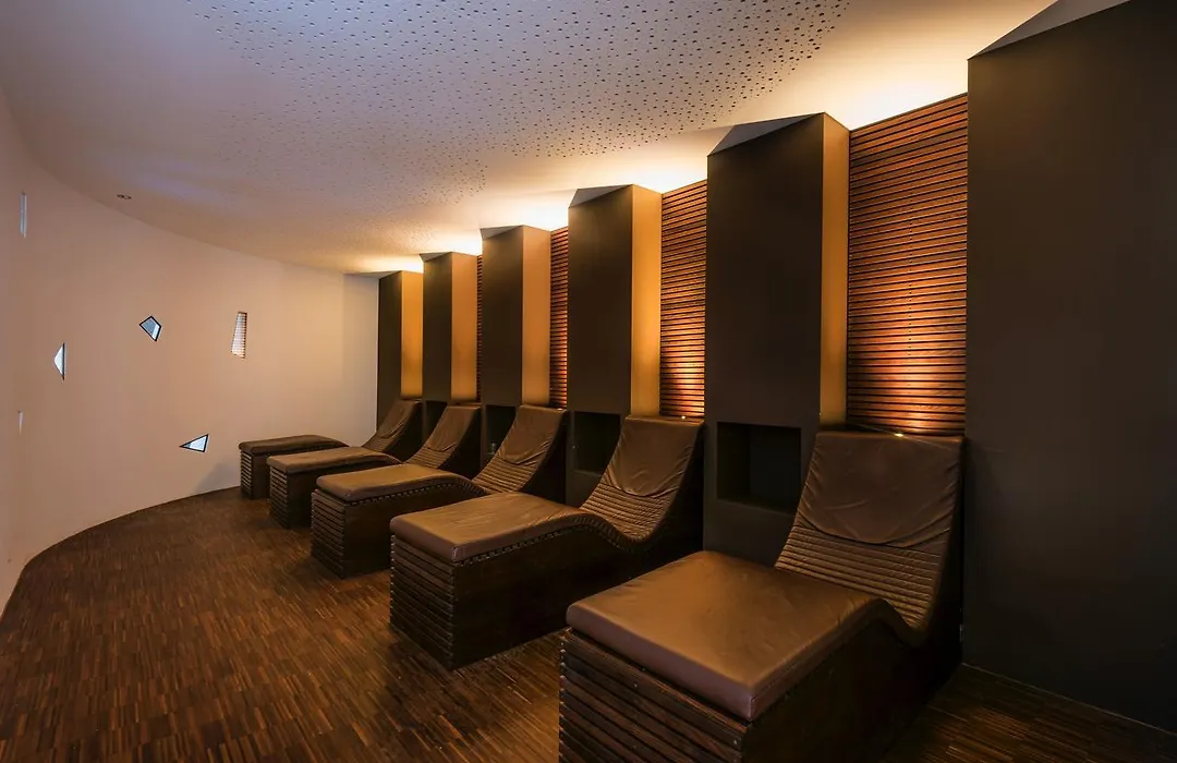 Logis Saint-Nicolas & Spa-1